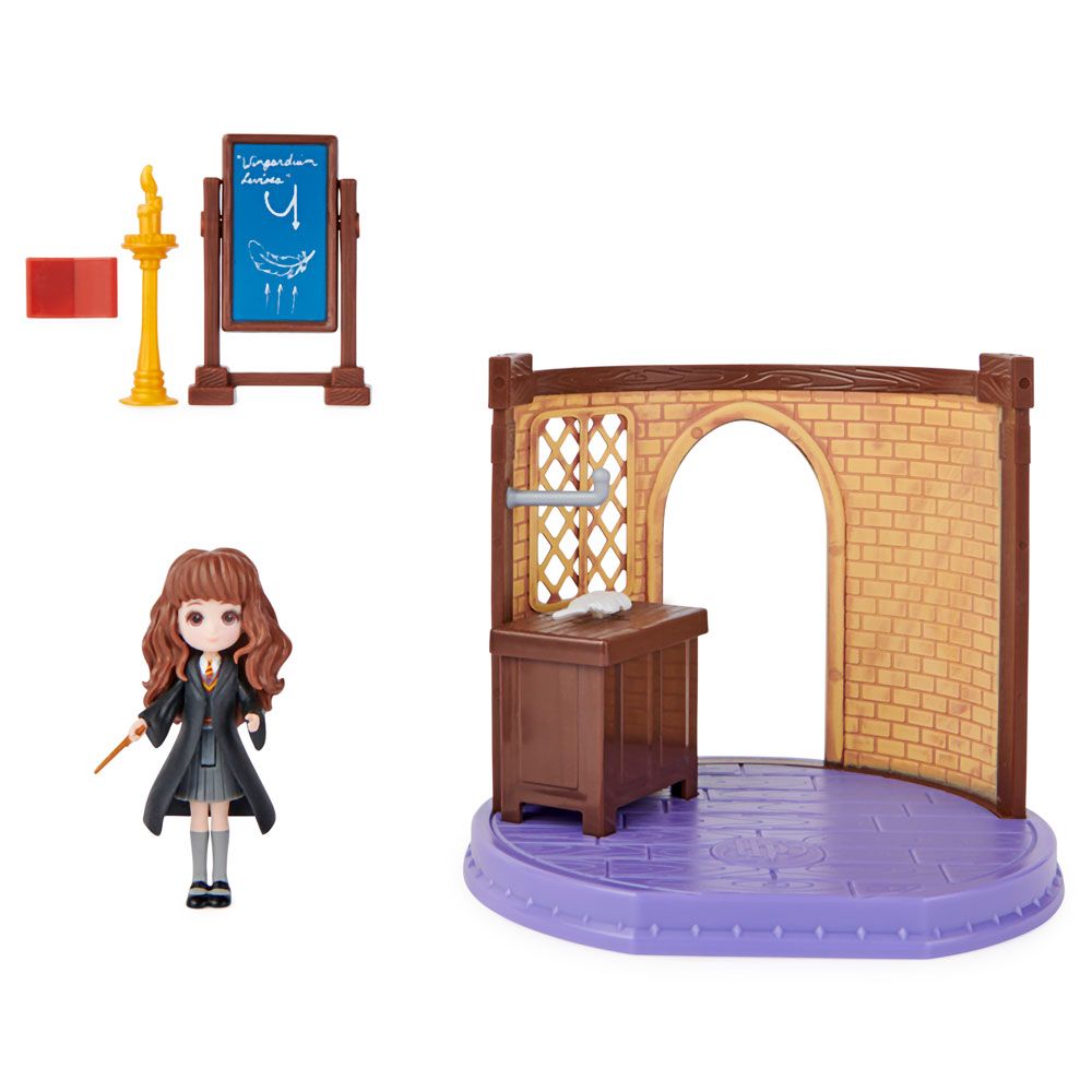 Set de joaca Harry Potter Lectia de Farmece cu figurina Hermione - poza 5