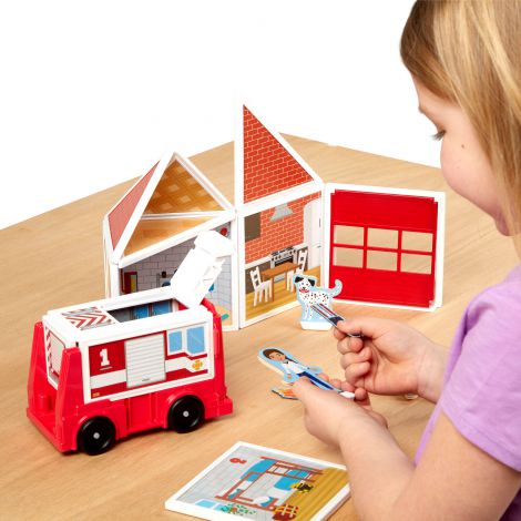 Set de joaca magnetic Statia de Pompieri- Melissa & Doug - poza 5