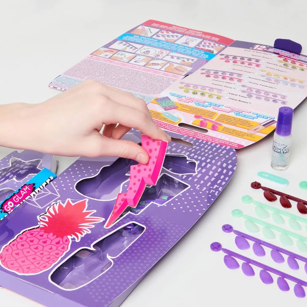 Set de manichiura Go Glam Cool Maker Nail Surprise - poza 5
