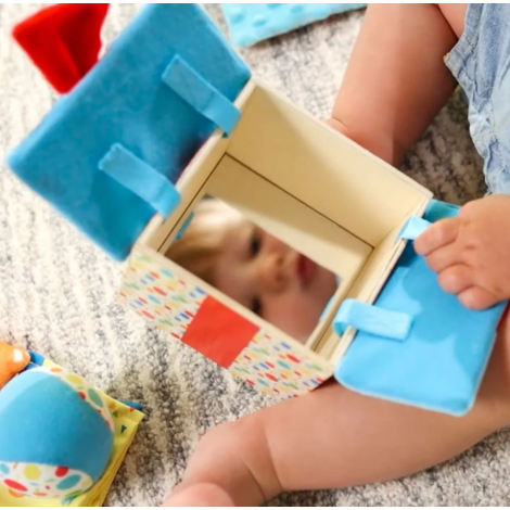 Set jucarii bebe in cutie cadou din lemn - poza 5