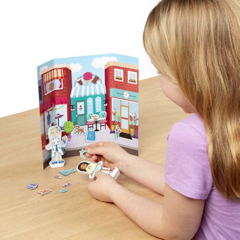 Set magnetic de joaca Fashion - Melissa & Doug - poza 2