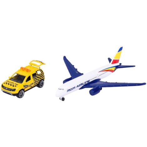 Set Majorette Dacia Duster Airport cu o masinuta si un avion - poza 1