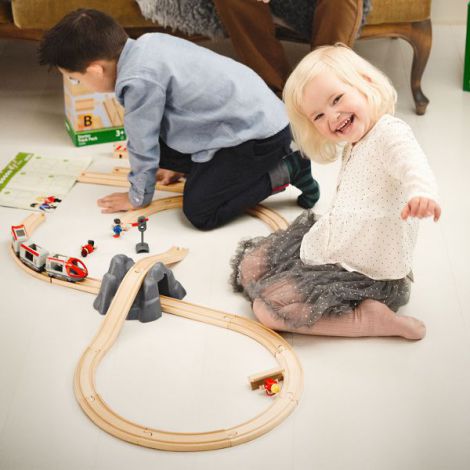 Set sine tren pentru incepatori 33773 Brio - poza 4