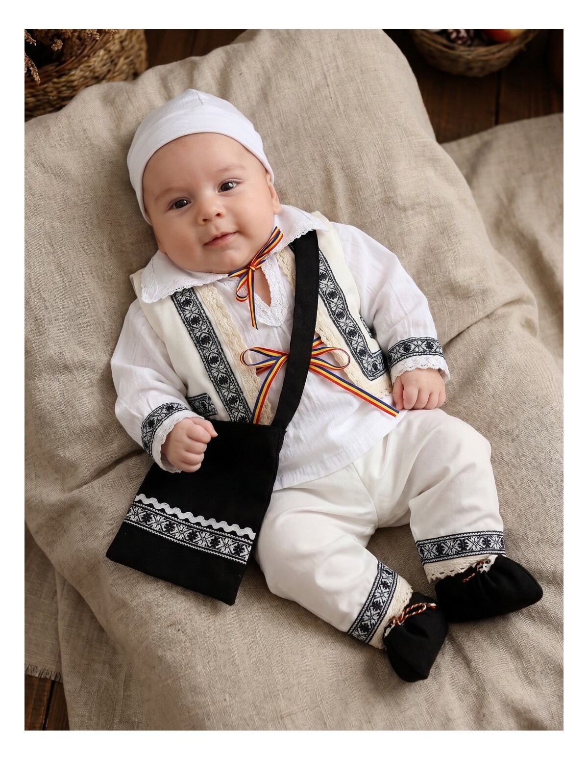 Set Traditional 6 piese, Gabriel, alb-bleumarin