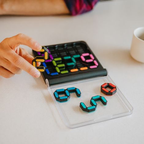 Smart Games - IQ Digits, joc de logica cu 120 de provocari, 7+ ani, editie lb. Romana - poza 2