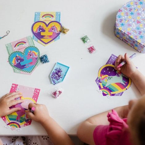 Studio creativ 2 in 1 cu unicorni, pictura cu diamante si bratari - poza 3