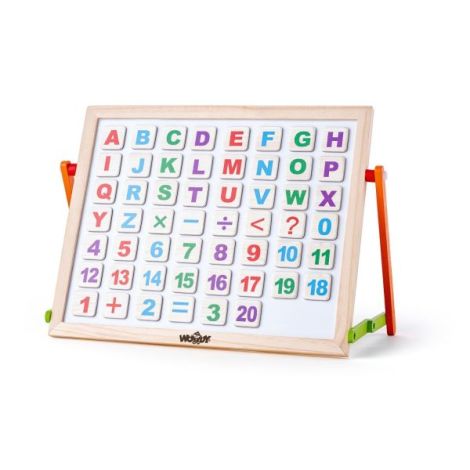 Tabla magnetica de pus pe masa cu litere