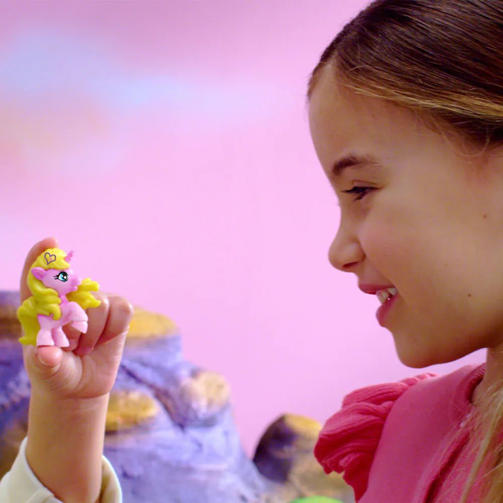 Unicorn in ou surpriza Dragon I Little Unicorn - poza 5